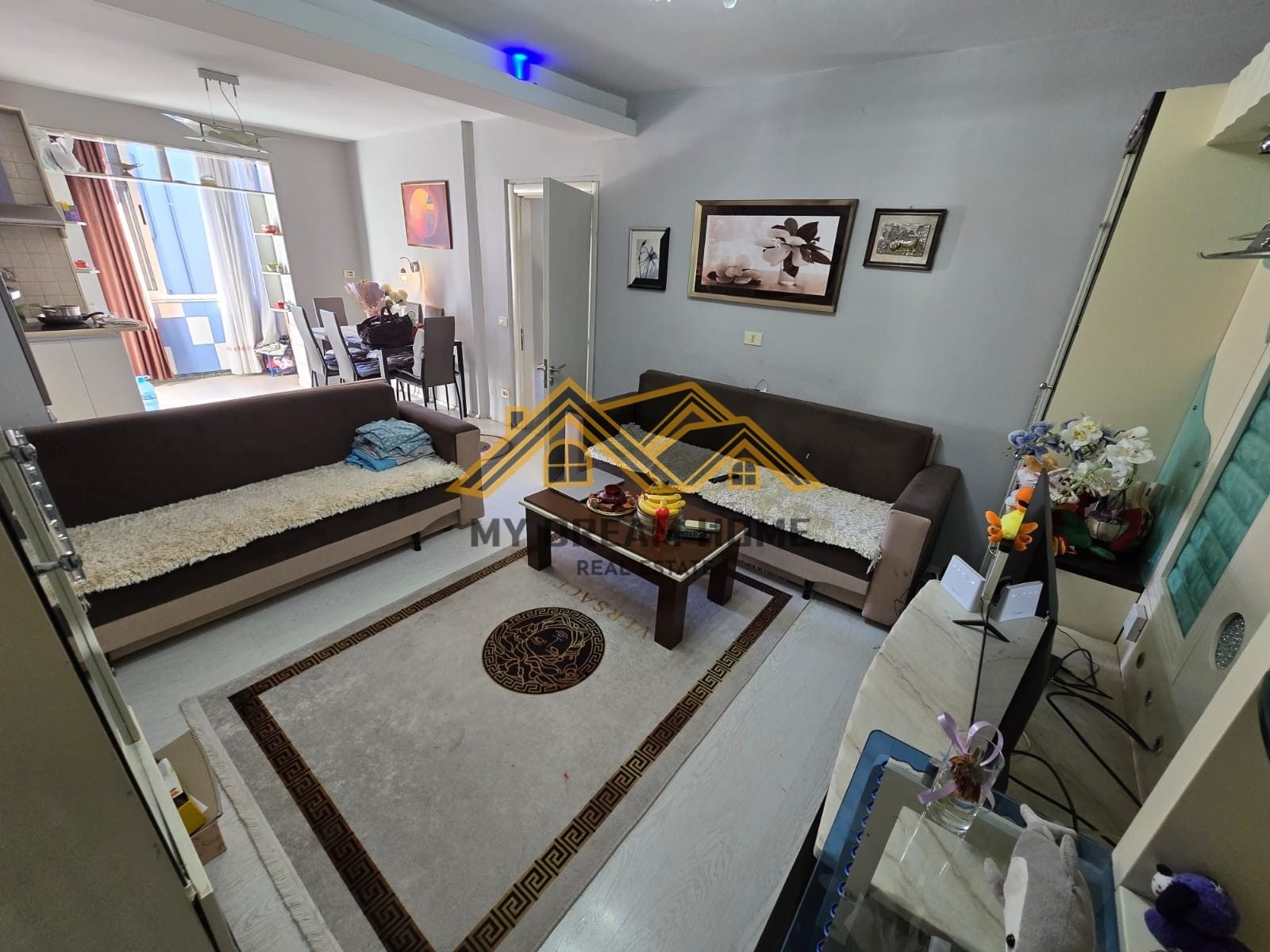SHITET APARTAMENT 2+1 NE QENDER DURRES!