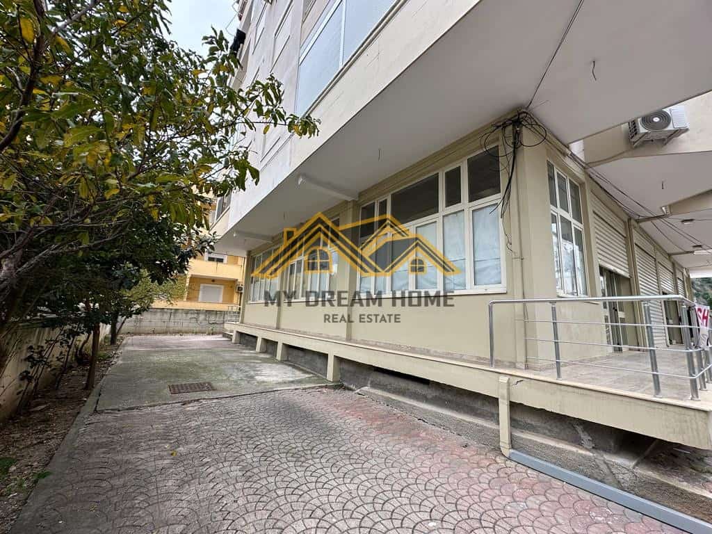 SHITET NJESI MUNDESI PER TA KTHYER NE APARTAMENTE TEK SHKEMBI KAVAJES !! 3