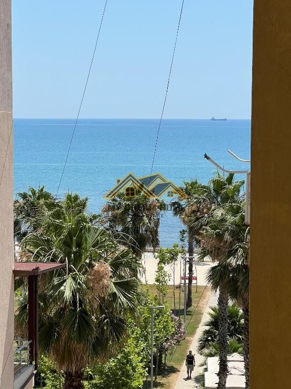 SHITEN 3 SUPER GARSONIERE NE VOLLGA , DURRES !