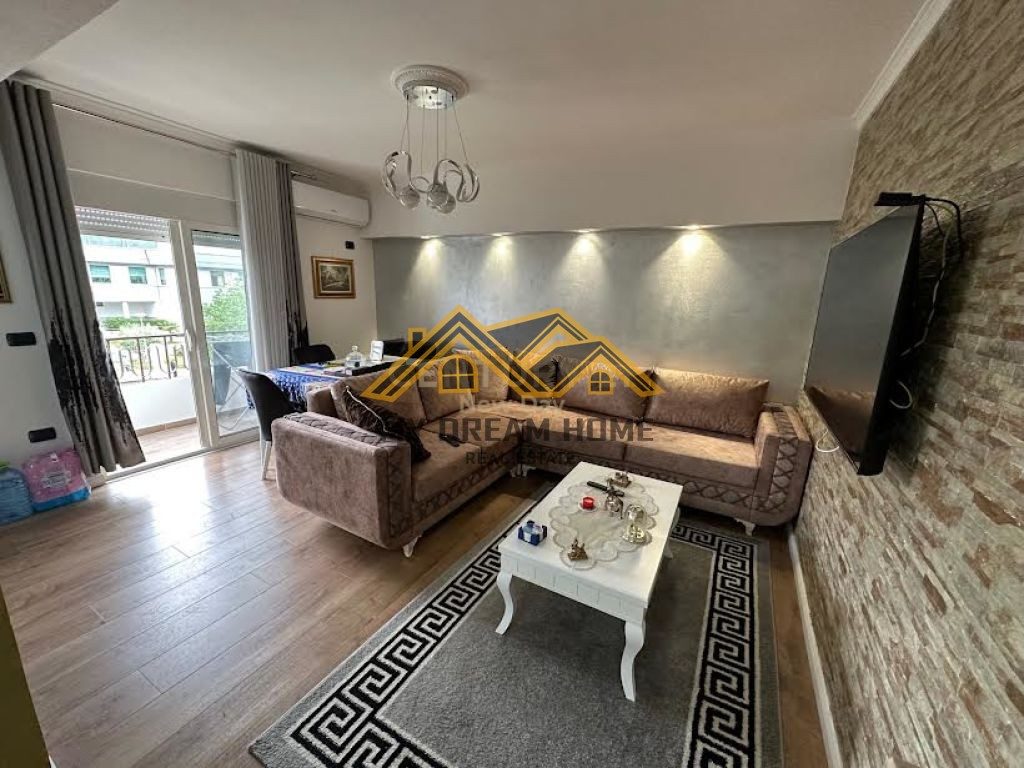 SHITET APARTAMENT 1+1 PERBALLE SPITALIT
