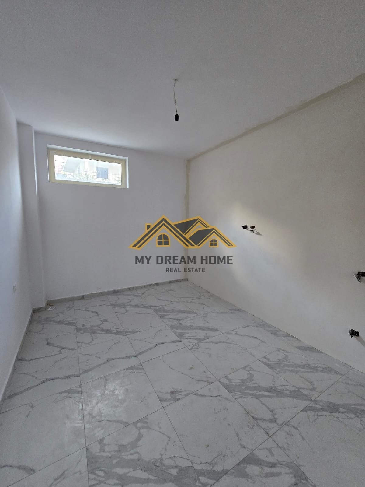 SHITET DUPLEX NE PLAZH TEK RROTA E KUQE 4