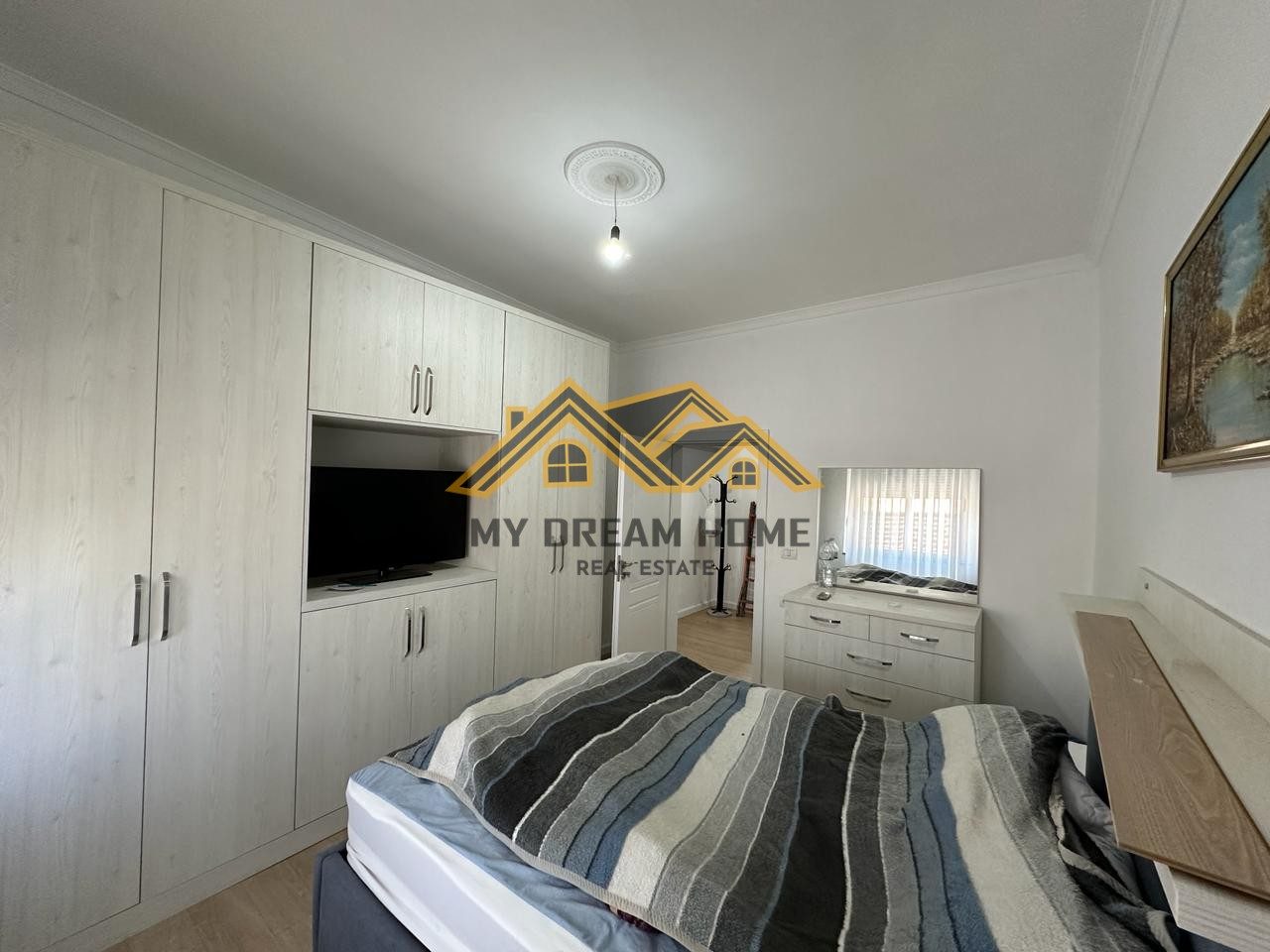 SHITET APARTAMENT 1+1 NE QENDER TE DURRESIT 3