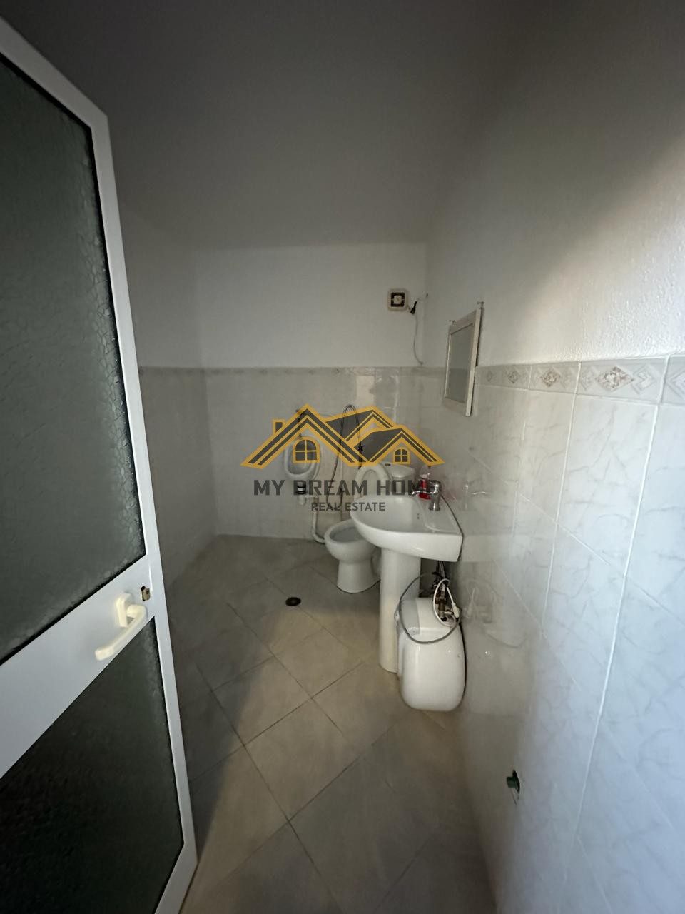 SHITET BIZNESI NE SHKOZET DURRES. 4