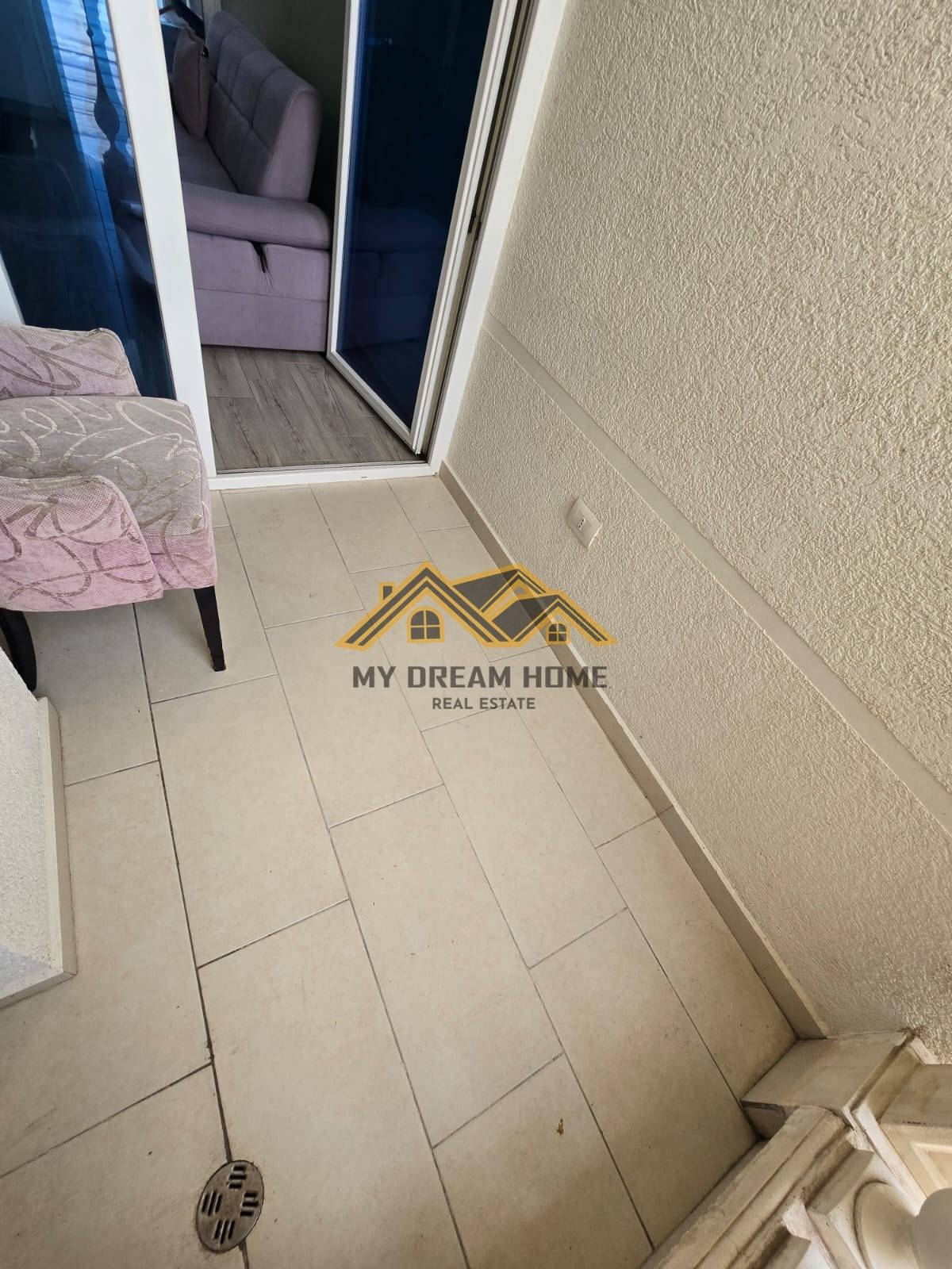 SHITET APARTAMENT 2+1+2 DETI TEK RROTA E KUQE! 4