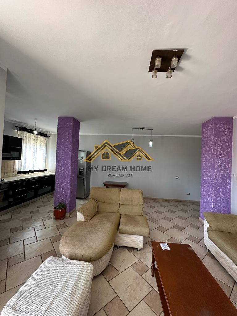 SHITET APARTAMENTE TEK ISH FABRIKA AKULLIT 2+1+2 2