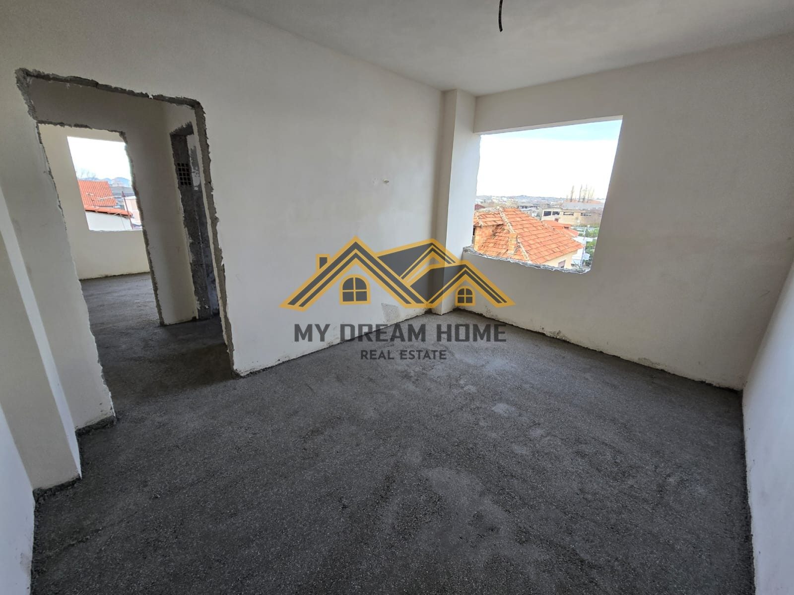 APARTAMENT 2+1 NE FAZE NDERTIMI NE PLAZH DURRES, PER SHITJE! 2