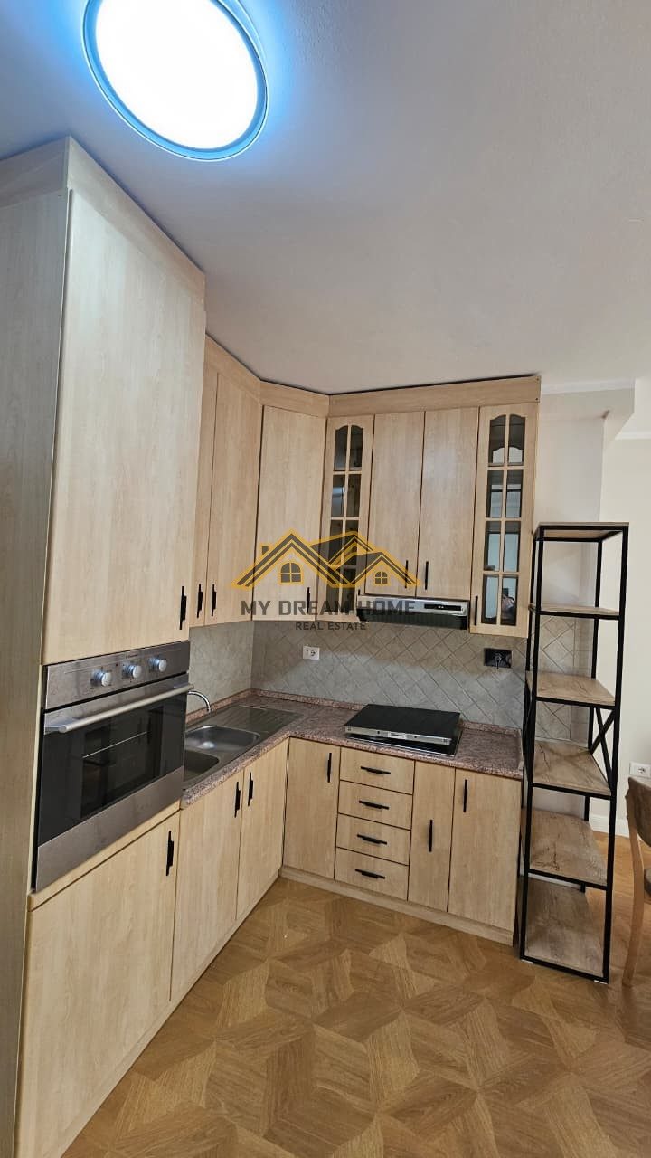 SHITET APARTAMENT 1+1 PLAZH DURRES 4
