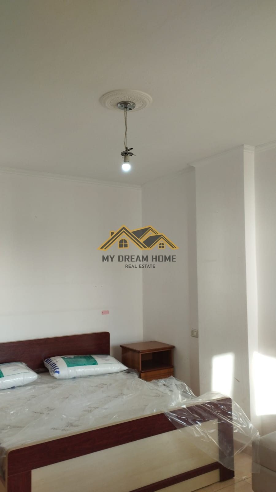 Apartament 1+1 Për shitje në vijë të parë tek Shkëmbi i Kavajës, Durrës. 3