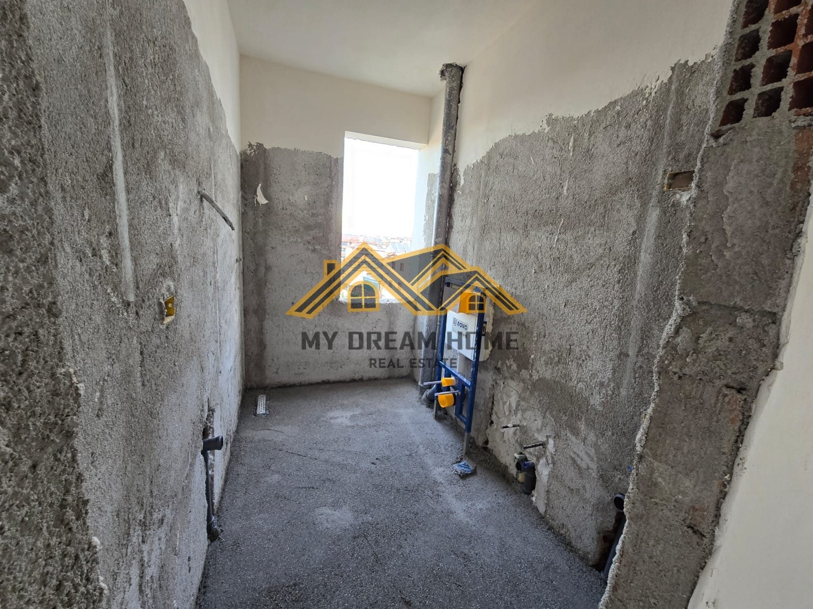 APARTAMENT 2+1 NE FAZE NDERTIMI NE PLAZH DURRES, PER SHITJE! 4