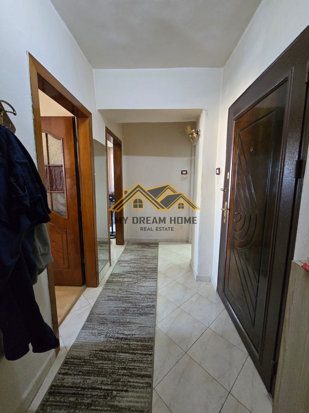 Shitet, Apartament 1+1,Afer Spitalit , Durres 3