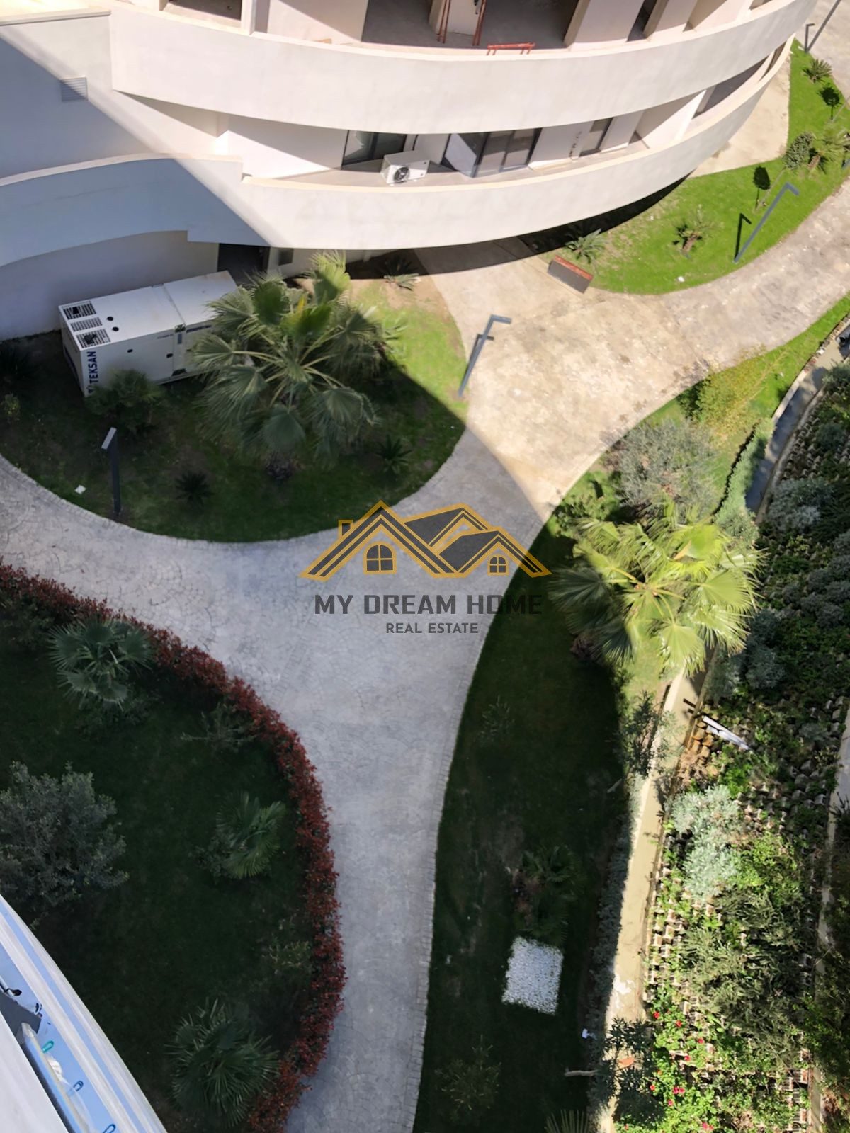 SHITET APARTAMENT 2+1+2 ME PAMJE NGA DETI TE WHITE HILL REZIDENCE! 2