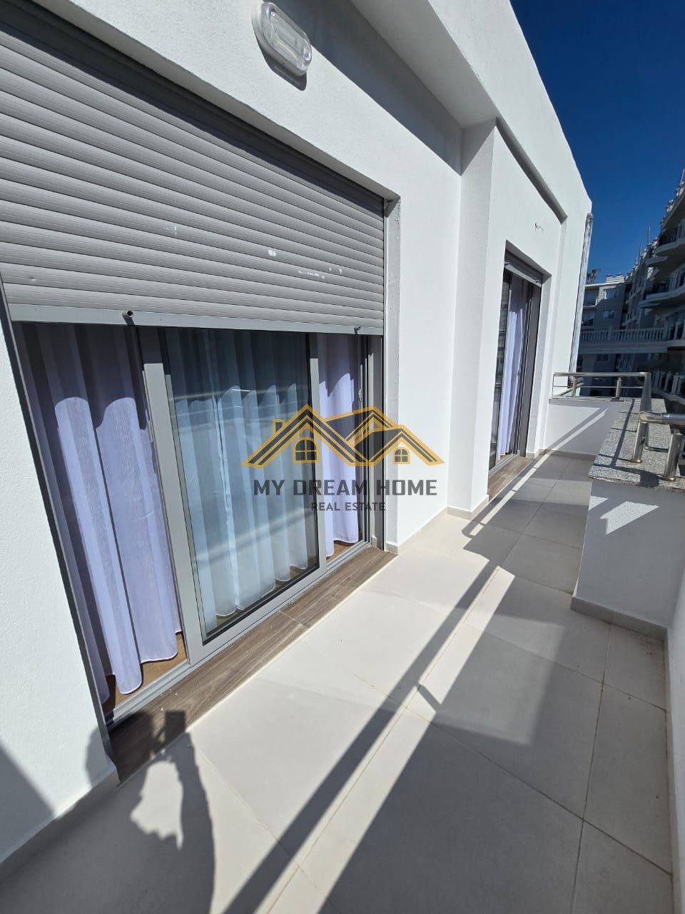 SHITET SUPER APARTAMENT NE GOLEM!
