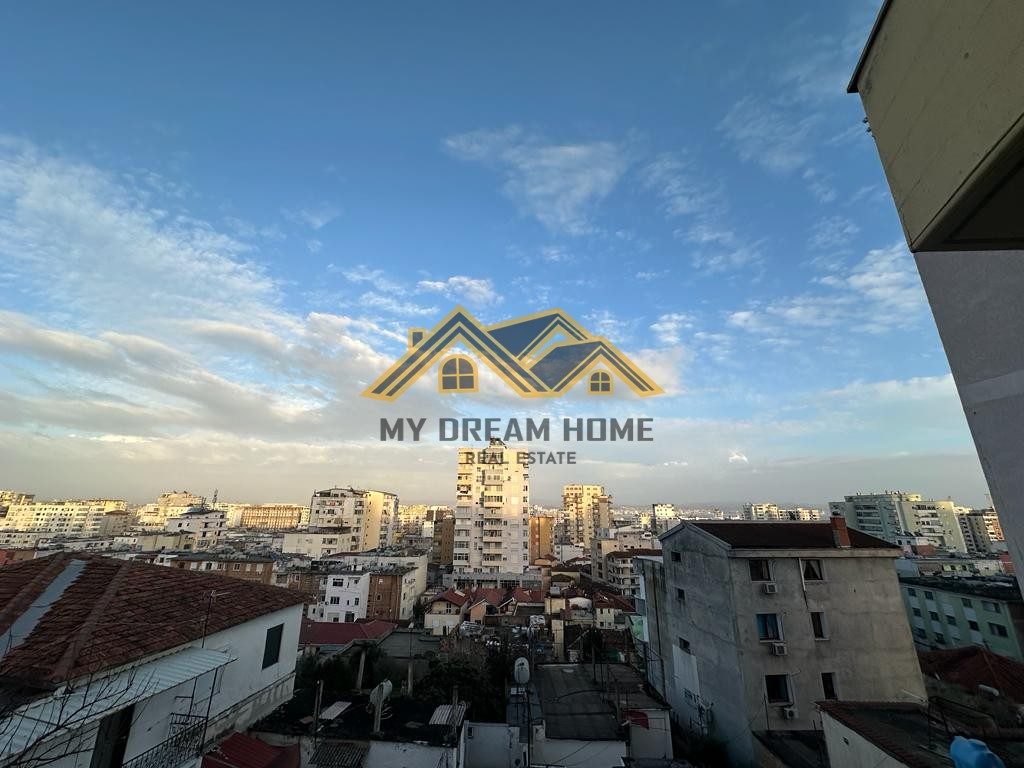 SHITET APARTAMENT 1+1 TEK GJYKATA NE DURRES ! ME MUNDESI KTHIMI NE 2+1