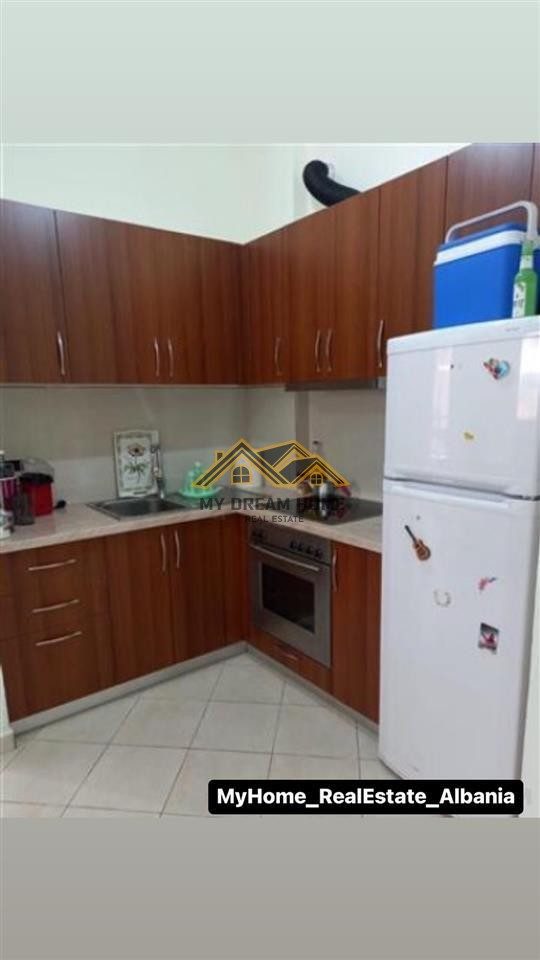 SHITET APARTAMENT 1+1 TE SHKEMBI I KAVAJES! 2