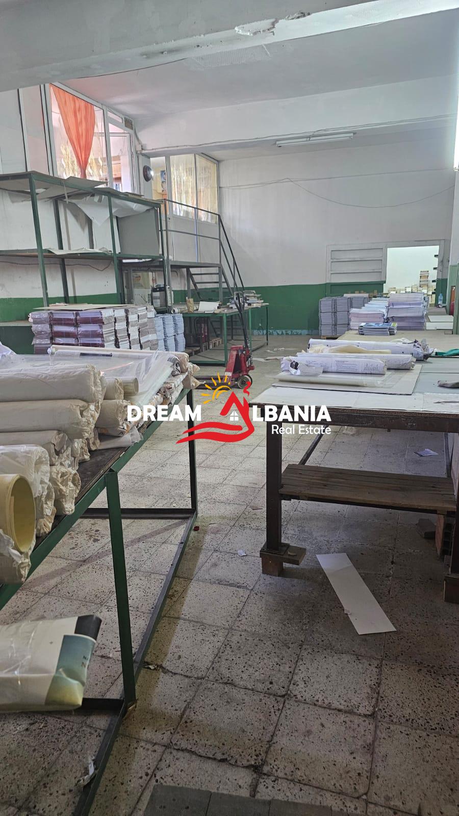 Magazinë me qera në Sauk, në Tiranë (ID 4281310) F 3