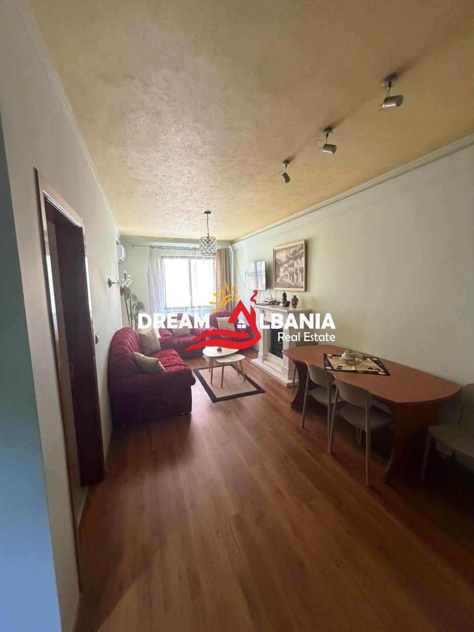 Jepet me Qira Apartament 1+1 – Pranë Xhamisë së Tabakëve ( 42111631) 2