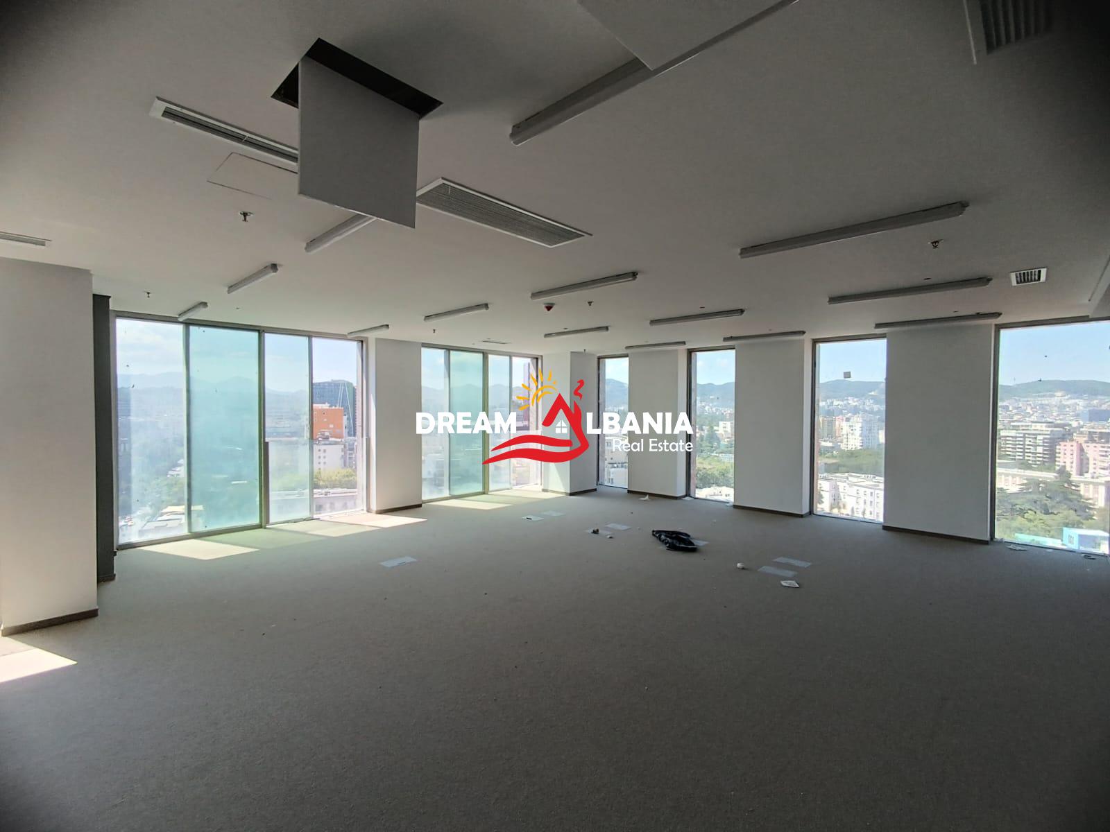 Ambjent per zyra me qera te Downtown One, Boulevardi “Bajram Curri” (ID 42611401)