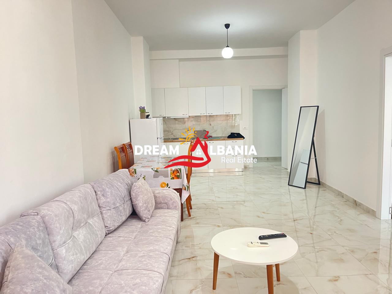 Jepet me Qira Apartament 2+1 ne Astir , pranë Hotel Marinaj (42215606) f