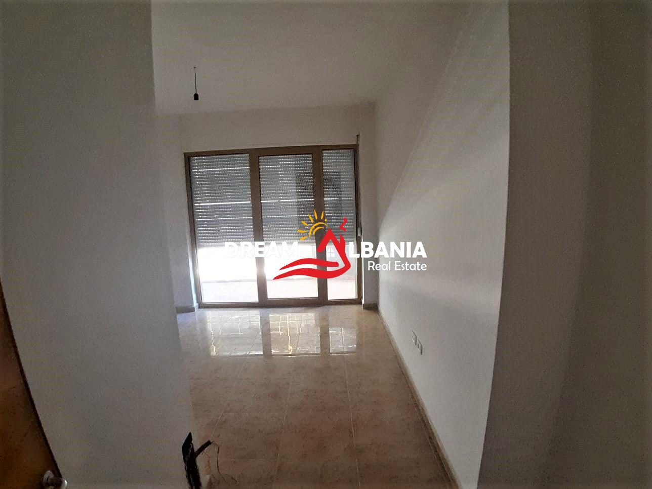 Apartament 2+1 ne shitje ne Bllok prane Sky Tower ne Tirane (ID 4121928) 3