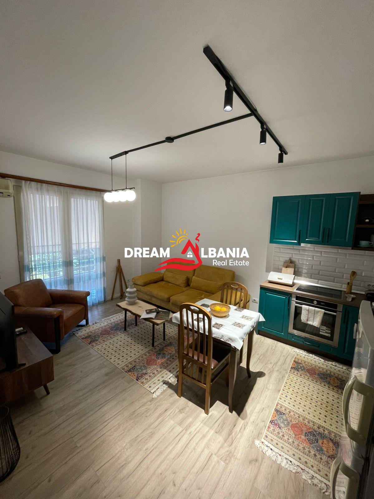 Jepet Apartament 1+1 Rruga Dibres afer shkolles Misto Mame.(ID 4219499) 2