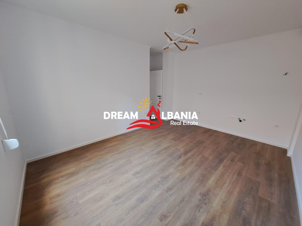 Shitet Apartament 1+1 Rruga Dritan Hoxha, Prane ZKM (ID 51110003) 4