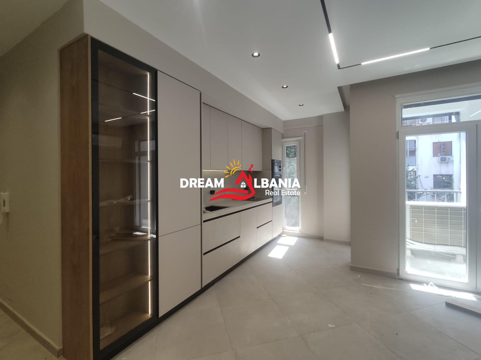 Jepet Apartament 2+1+2wc me Qera ne Rrugen 5 Maji prane Concord Center ( ID 42215523 ) 2