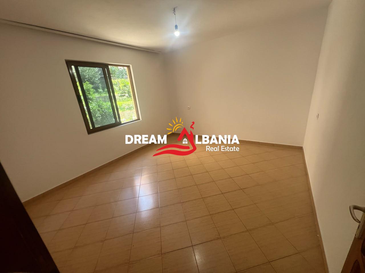Jepet me qera kat vile 1+1 tek rruga Idriz Dollaku prane Ali Demit ID(4251471)