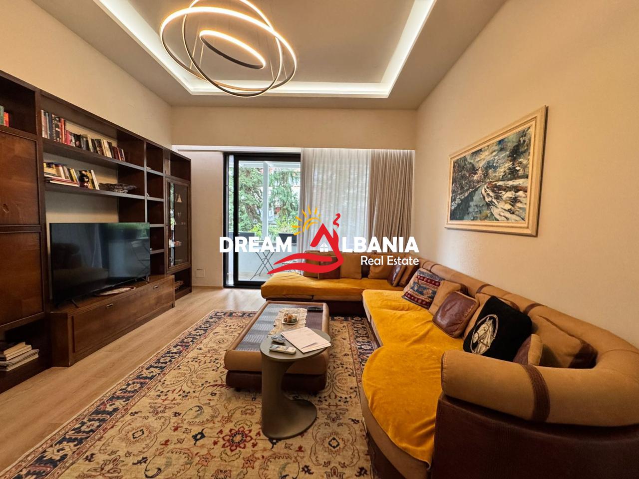 Apartament 3+1+2+2 Garazhe Ne Shitje Te Liqeni I Thate (ID 4131484) 2