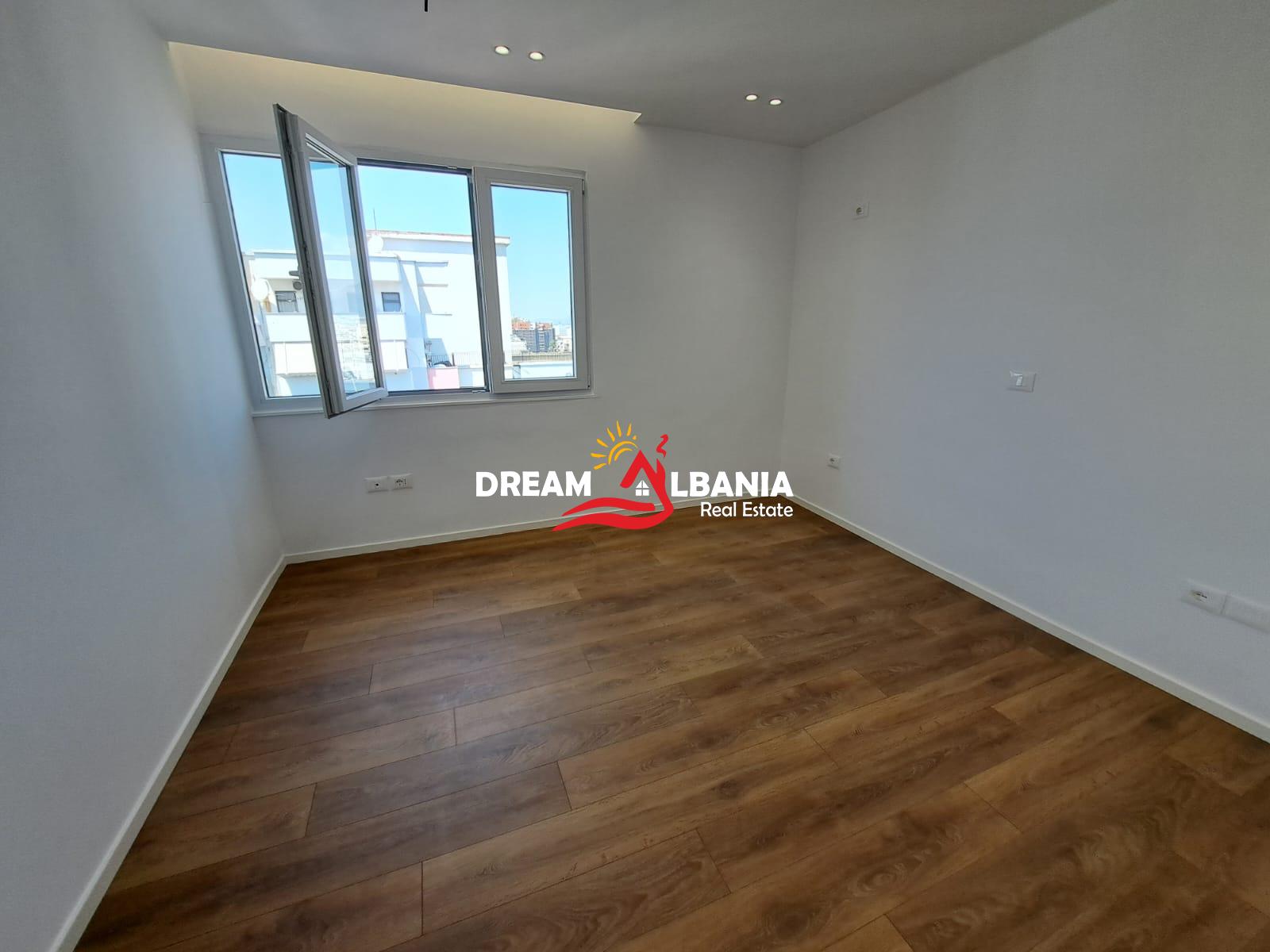 Apartament 1+1 ne Shitje prane Kryqezimit 21 Dhjetorit (ID 51110005) 4