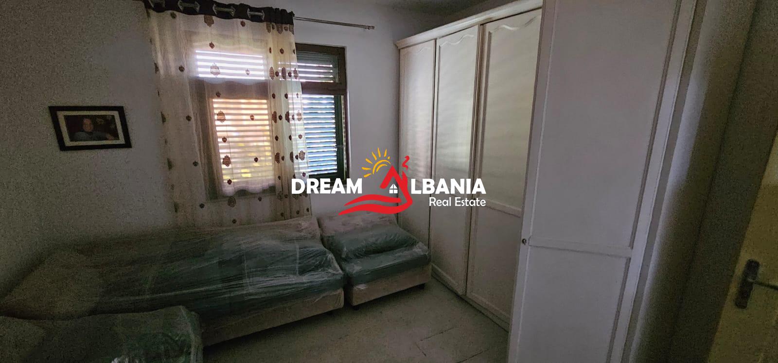 Apartament 2+1 me qera, ne nje kat vile sa kalon Terminalin e Autobuzave te Veriut, Tirane (ID 4251418)
