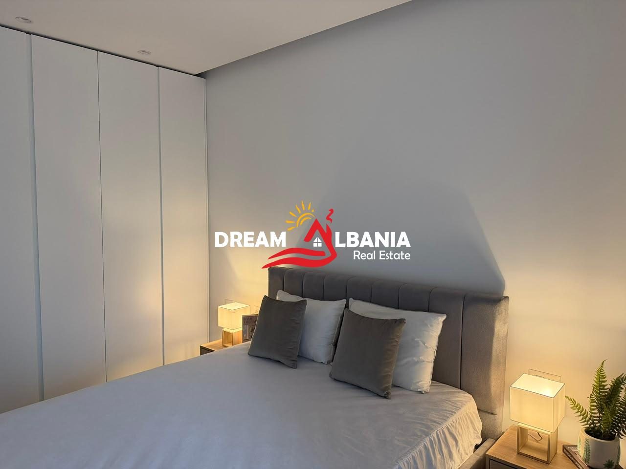 Jepet me Qira Apartament 1+1 pranë Qatar Center, Zogu i Zi (42111647) f 3