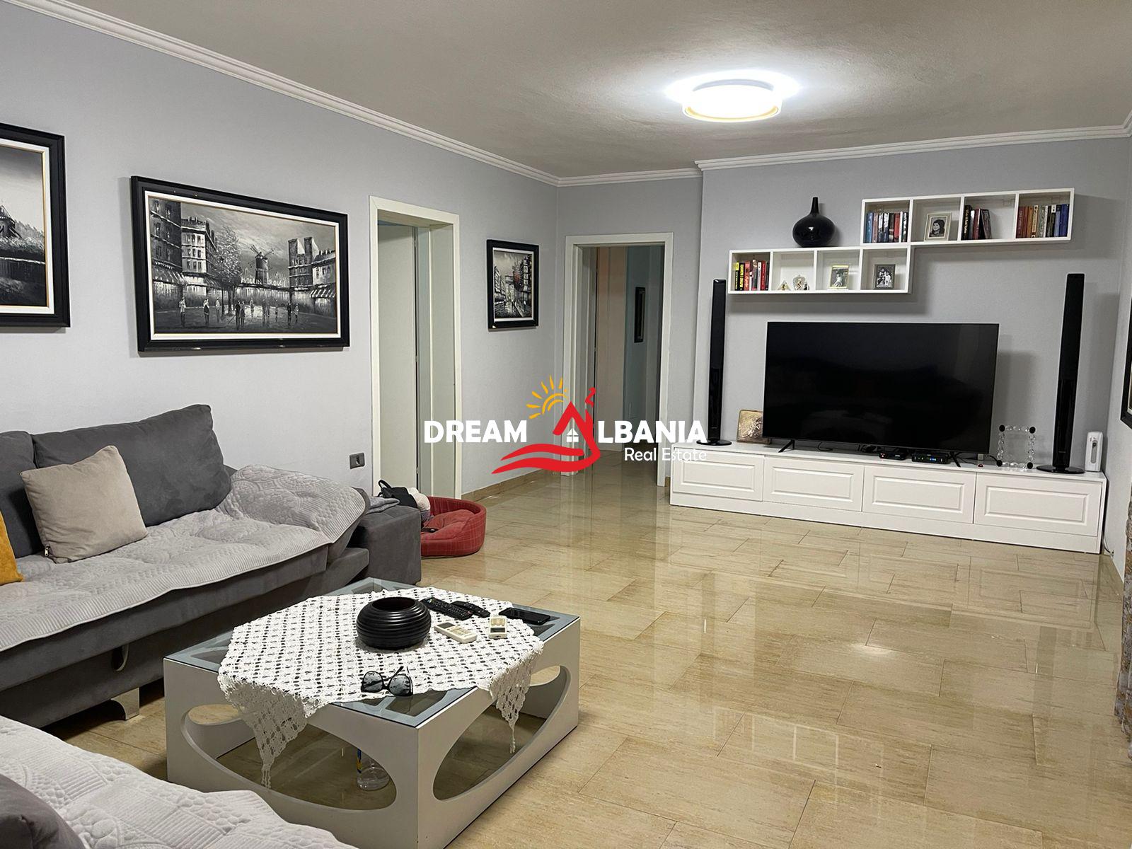 Jepet apartament me qera 3+1 per HOSTEL tek Mozaiku i Tiranes (ID 4239067) 2