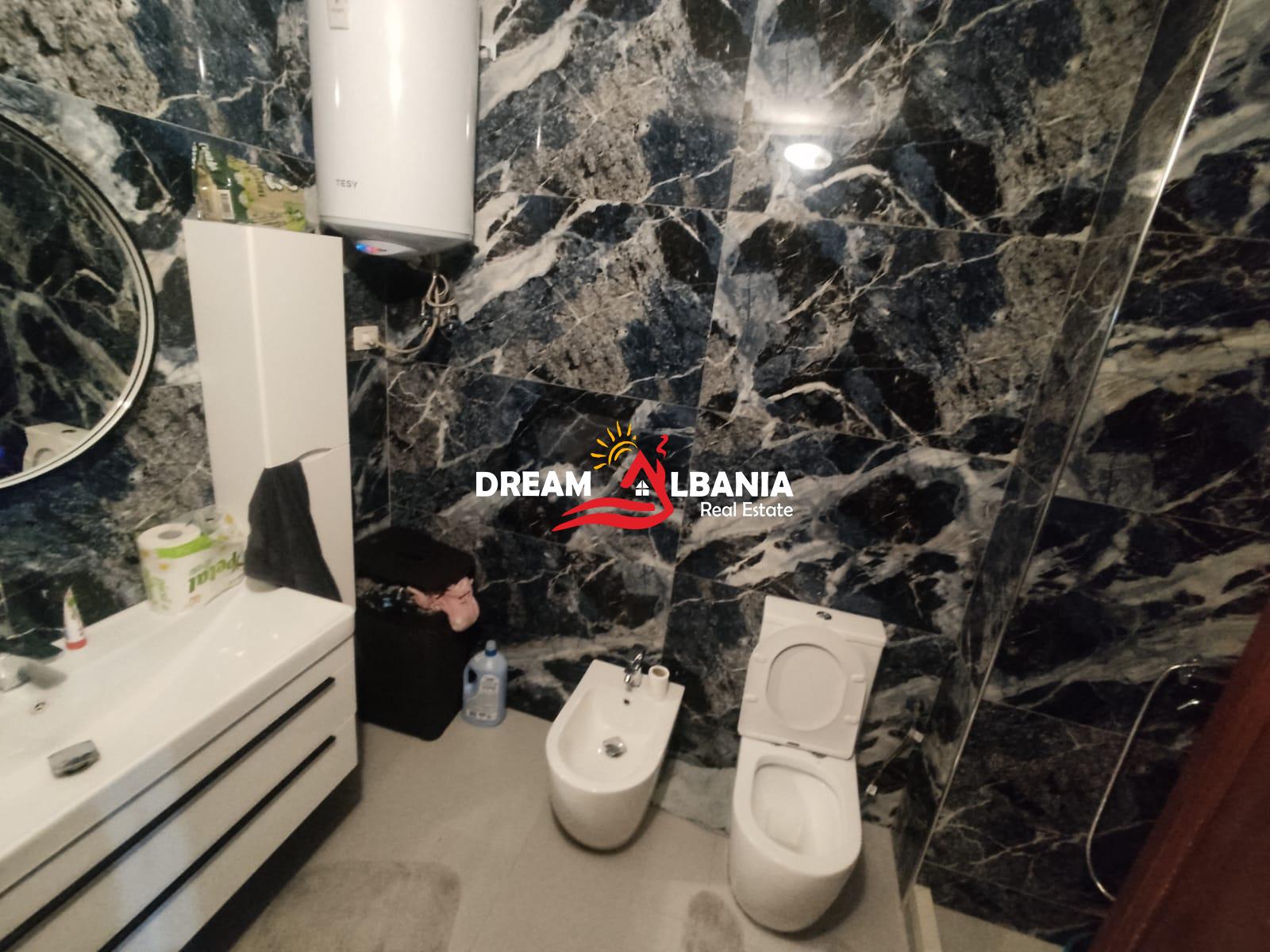Zyre 3+1+2wc me qera prane Rruges se Sales ne Tirane ( ID 4231483) 3