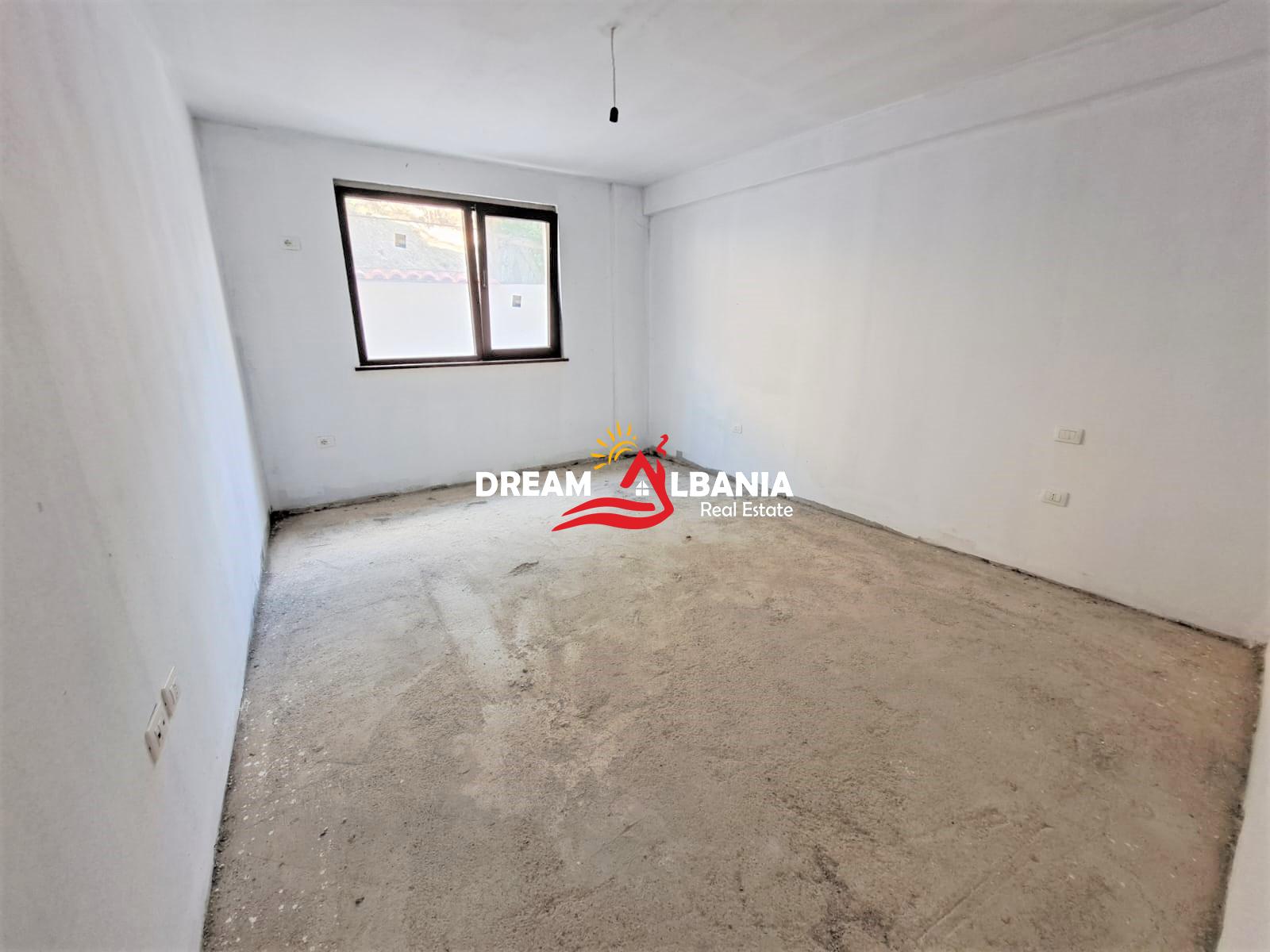 2 apartamente Dubleks ne shitje ne zonen e Kopeshtit Botanik prane xhamise ne Tirane (ID 4131272) 4