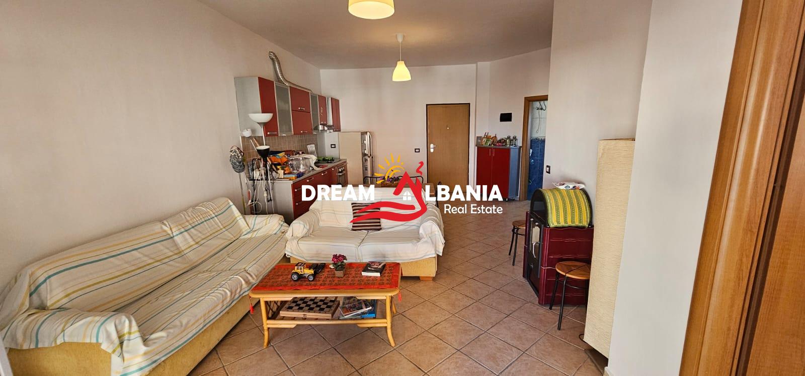 Apartament 2+1 prane Bregdetit tek Shkembi i Kavajes, ngjitur me Epidamn White Sensation Hotel (ID 41212087)