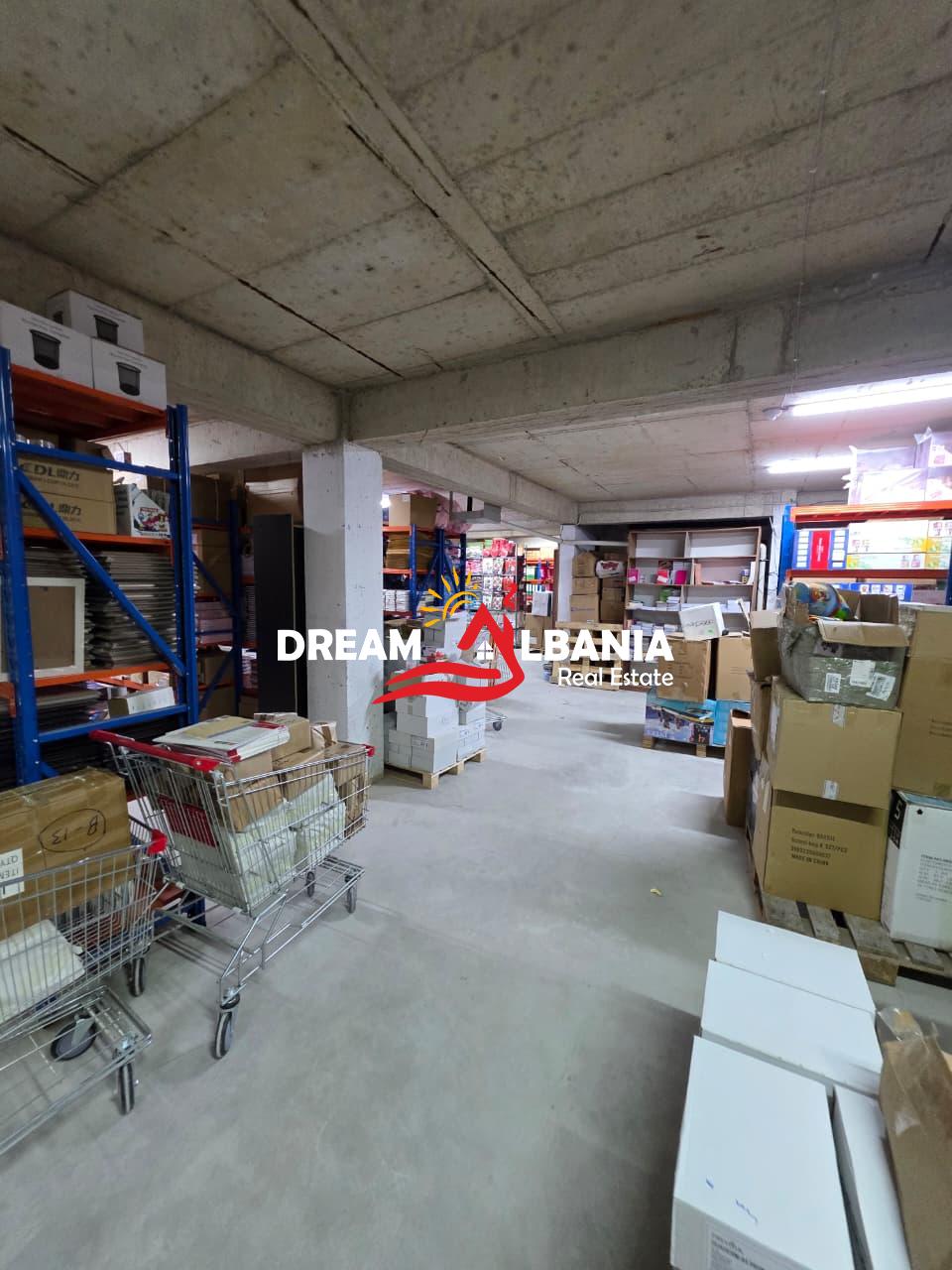 Shitet Magazinë me Zyra – Rruga Ardeno, Tiranë (4181128)