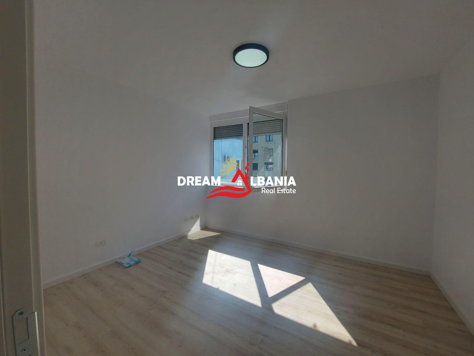 Ambjent 2+1+2 me qera tek Ish Ekspozita prane Gjykates, Tirane (ID 42214415) 4