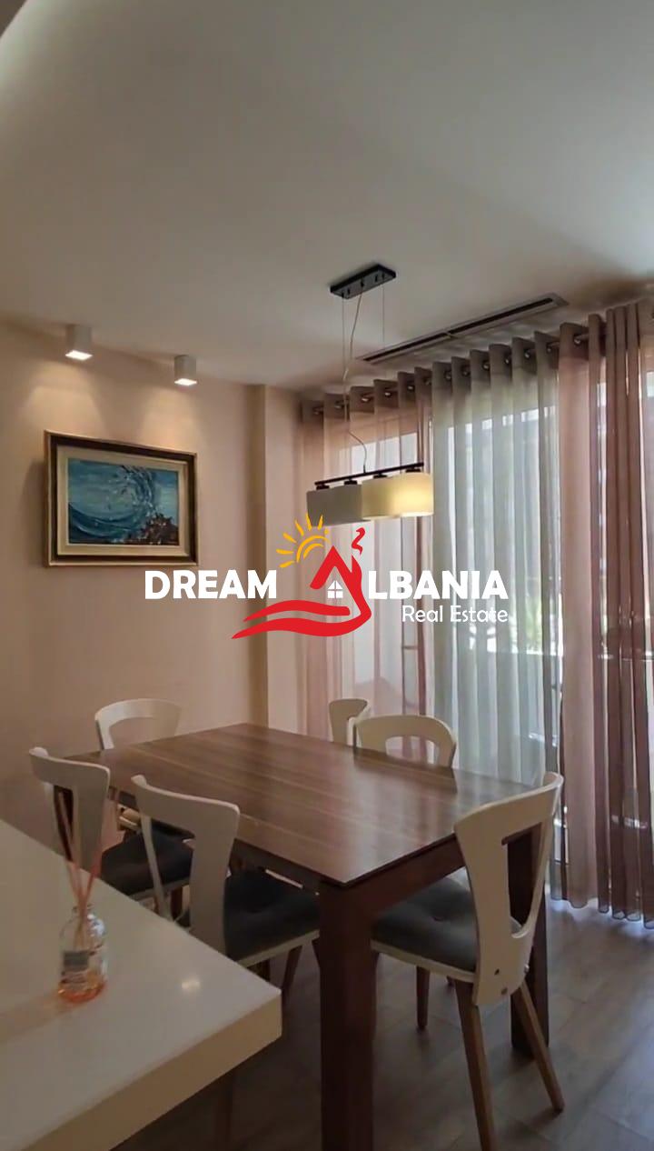 Super Apartament 3+1+2 WC+Post Parkimi me Qera Bulevardi Zogu I, prane Stacionit Trenit ne Tirane (ID 4231463) 4