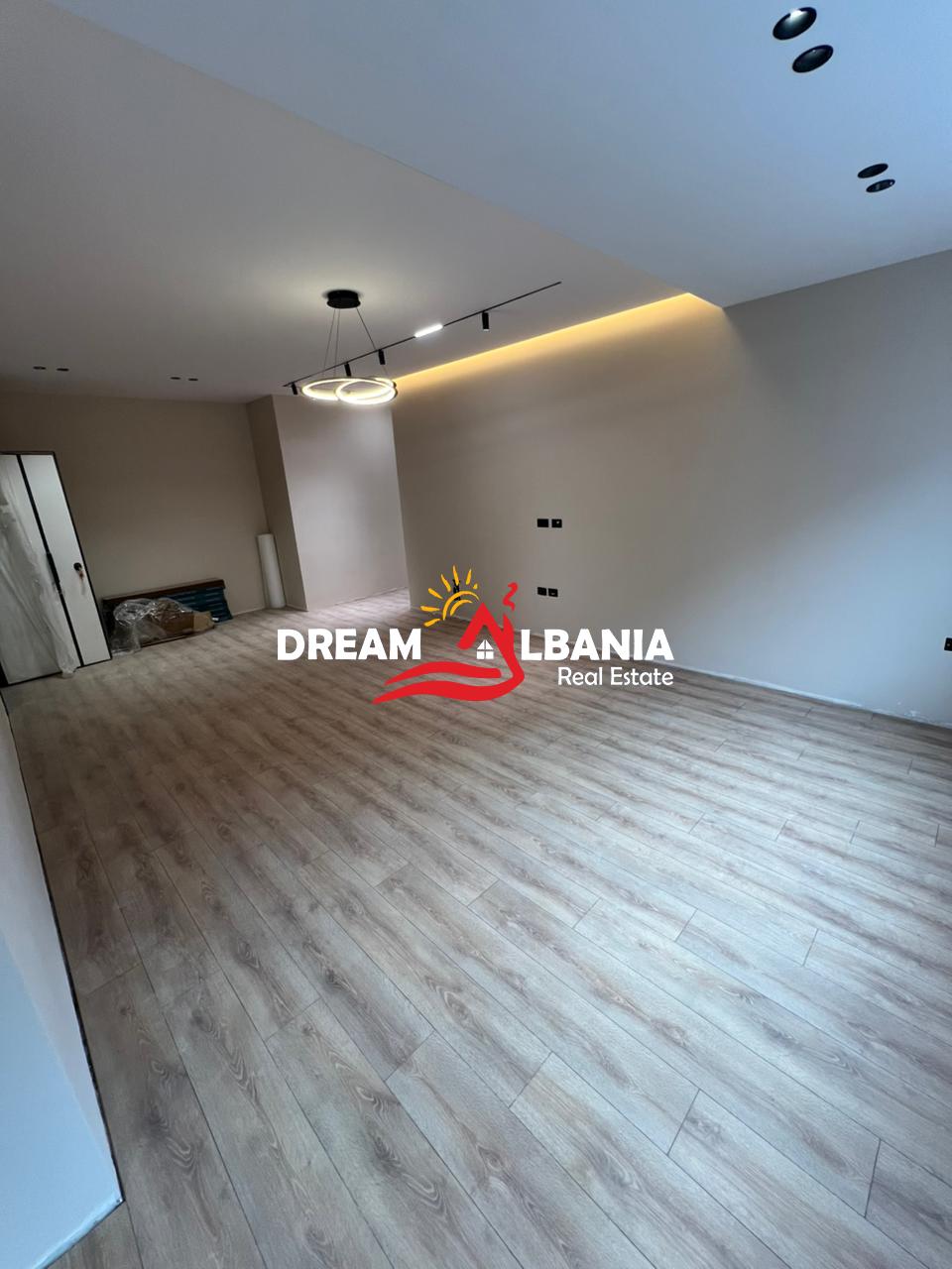 Shitet apartament 2+1+2wc ne rrugen e Elbasanit, prane Kompleksit Xibraku, Tirane ( ID 41211548) 2