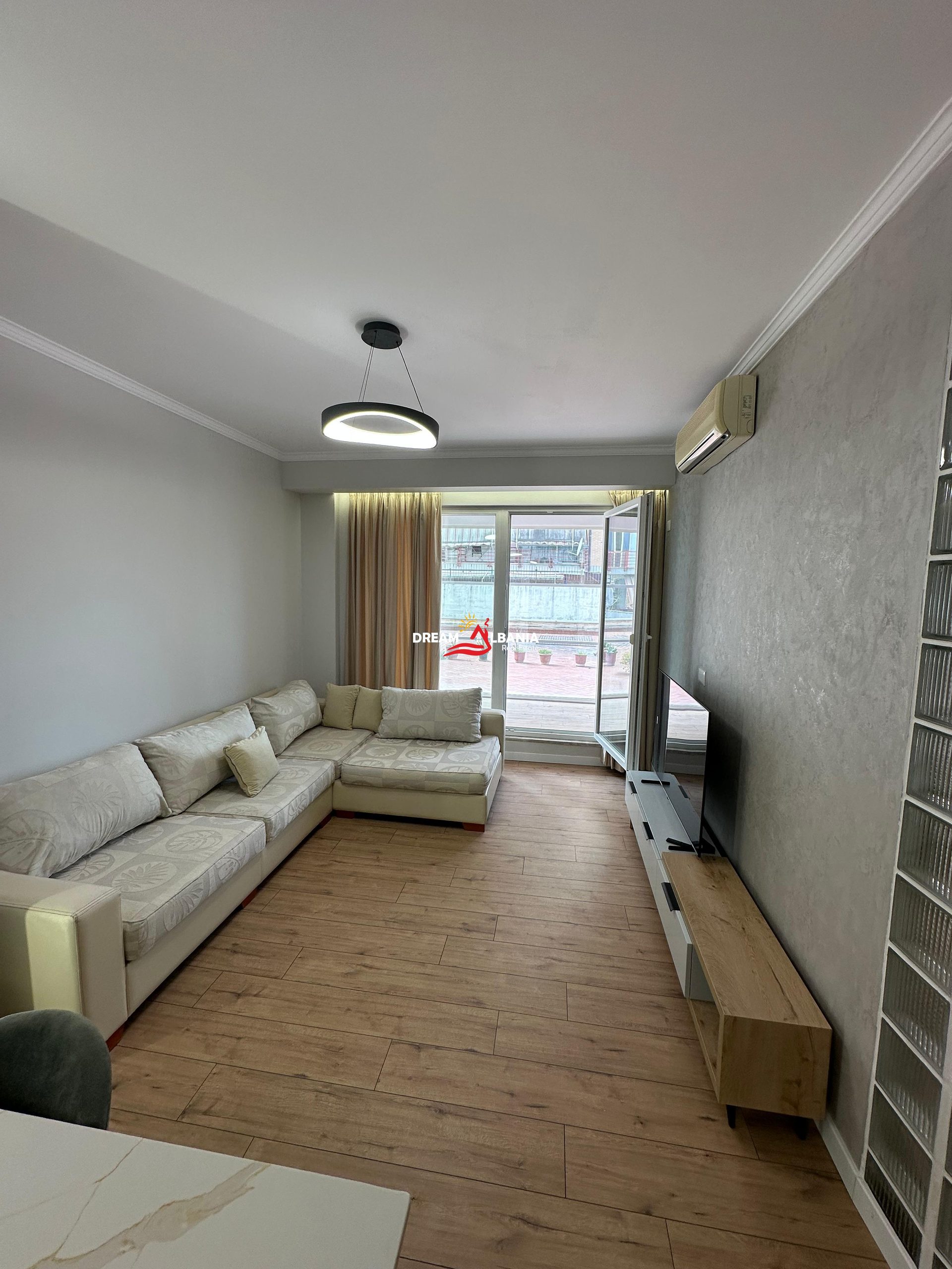 Super Apartament 2+1+2Wc+Parkimi me Qera tek Kompleksi Vizion+ ne Tirane (ID 42215226)