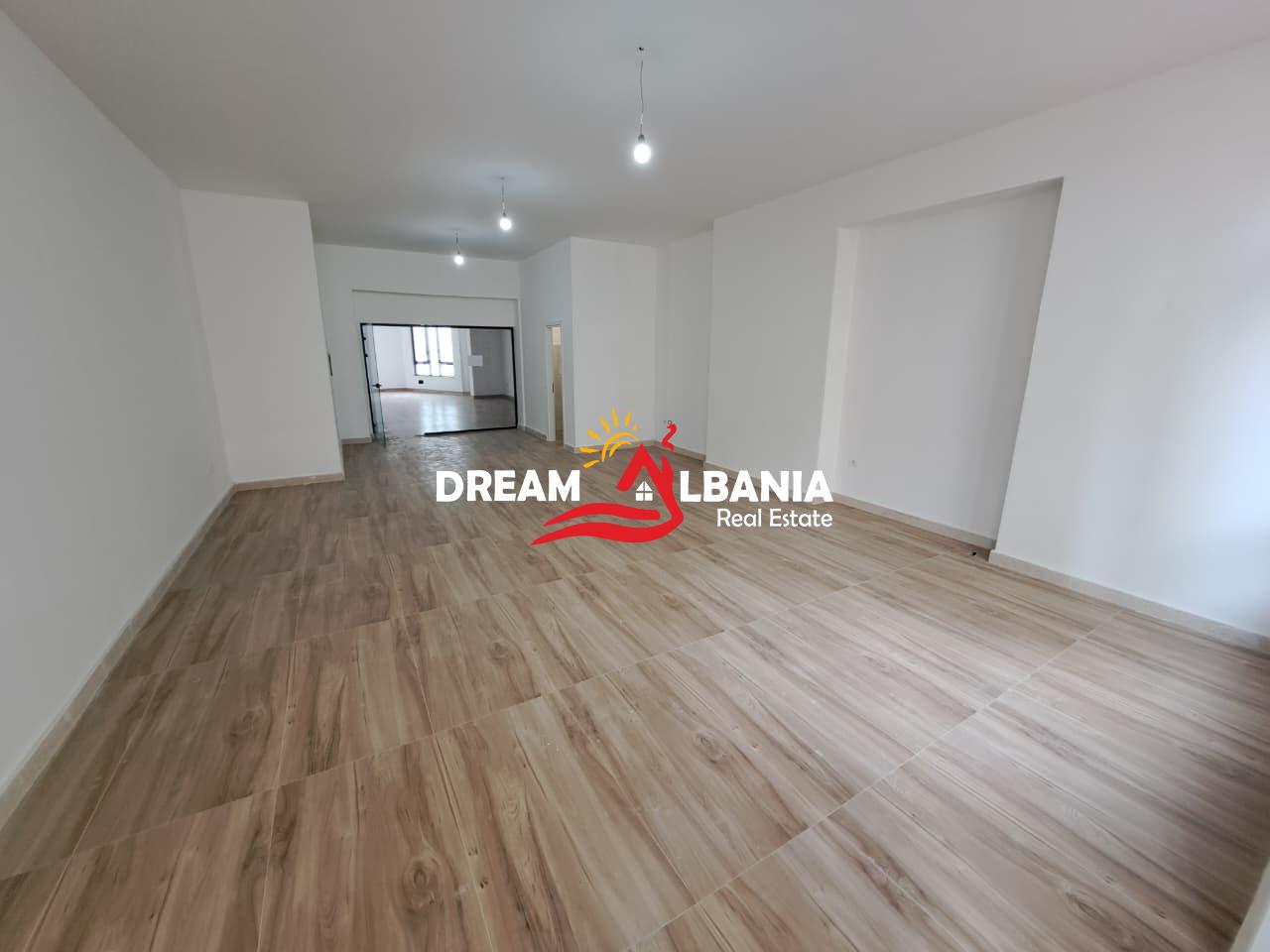 Ambient Biznesi me Qera ne Qender Te Tiranes (ID 42611402) 4