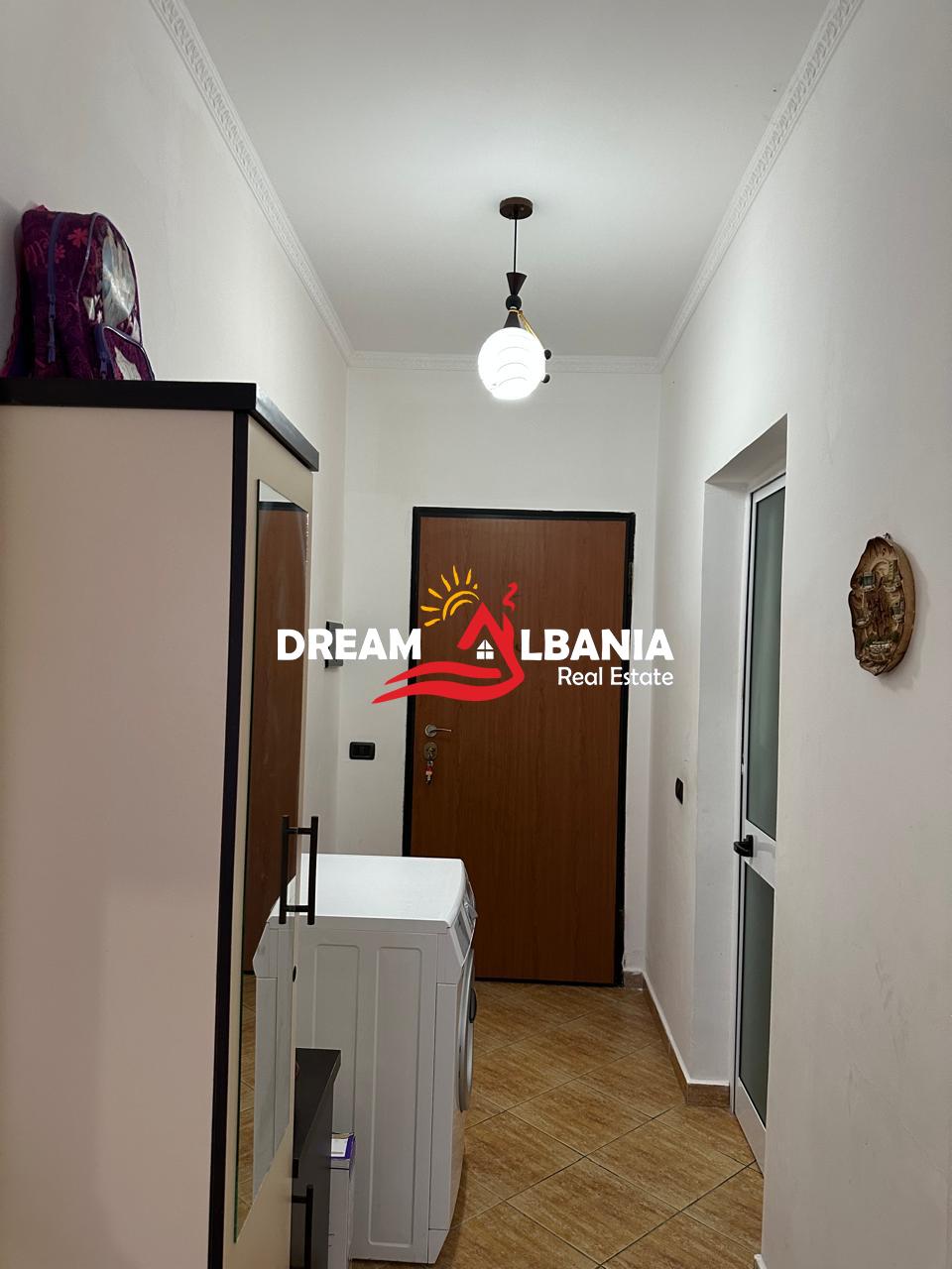 Jepet Apartament 1+1 me Qera ne Golem (Buze Detit) (ID 42111435)