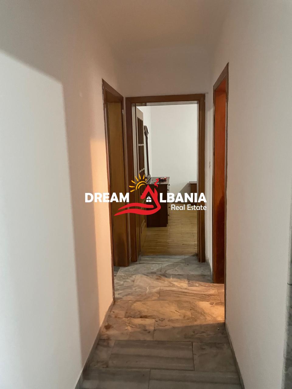 Apartamente 2+1 me qera ne zonen Lapraks afer Hotel Relax ne Tirane (ID 42215488 ) 4
