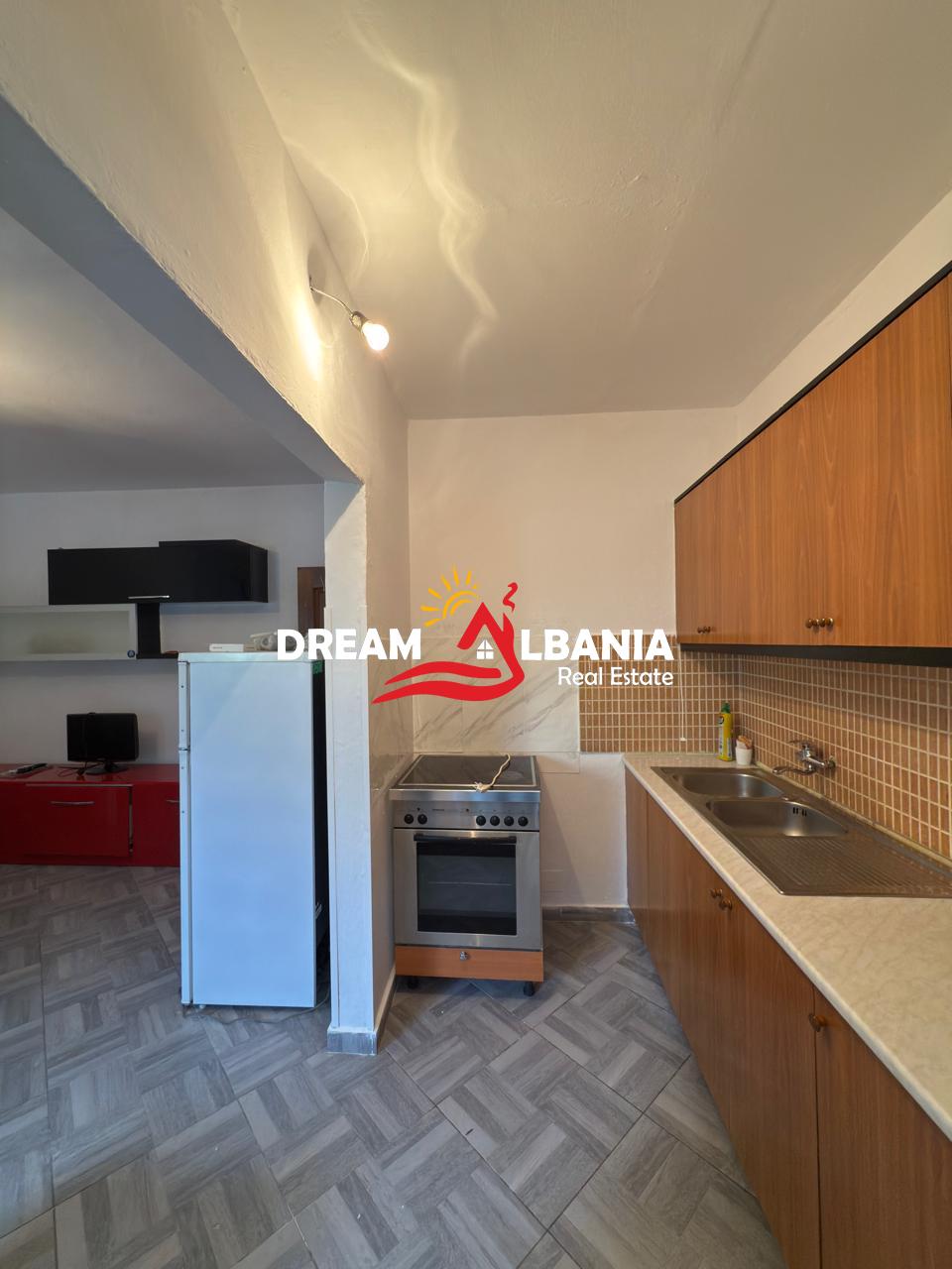 Shitet Apartament 1+1, Ish Stacioni i Fundit Tiranes Re, Prane Shkolles 26 Nentori (ID 4119477) 2