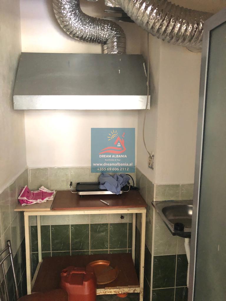 Dyqan per shitje ne zonen e Don Boskos afer Viva Market ne Tirane (ID 4171090) 3