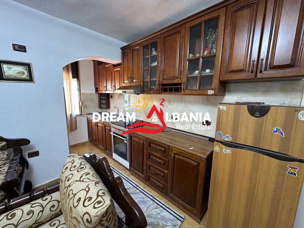 Jepet Apartament 2+1 me qera tek Pazari i Ri, prane Lincoln (ID 4229617) 2