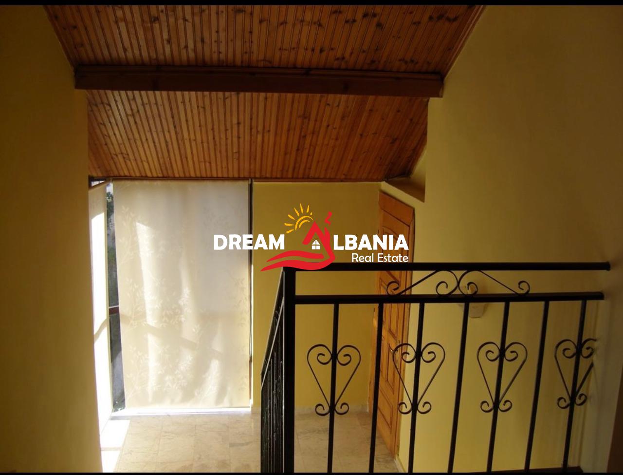 Vile 3 Kateshe ne shitje ne zonen e Don Bosco prane kompleksit Vizion Plus (ID 4151040).