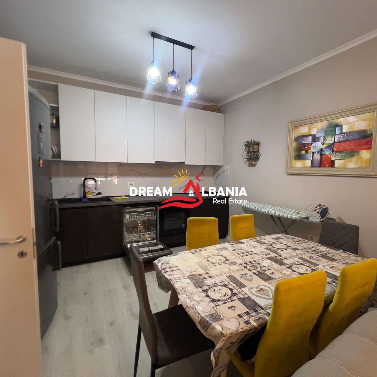 Apartament me Qera 1+1+ parkim tek Green City pane Fushes se Aviacionit ID (42111617) F 3