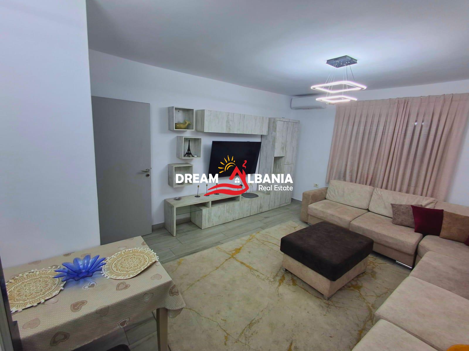 Jepet me qera apartament 2+1 te Rruga e Elbasanit prane shkolles se Baletit (ID 4229497)