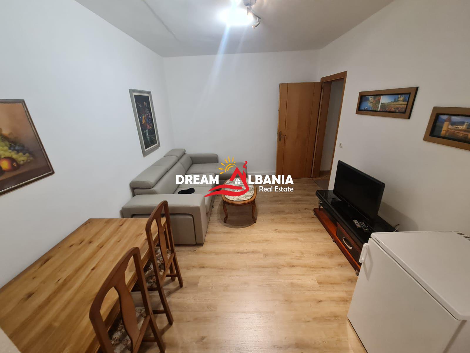 Jepet me qera apartament 1+1 tek Myslym Shyri, Tirane (ID 4219505)